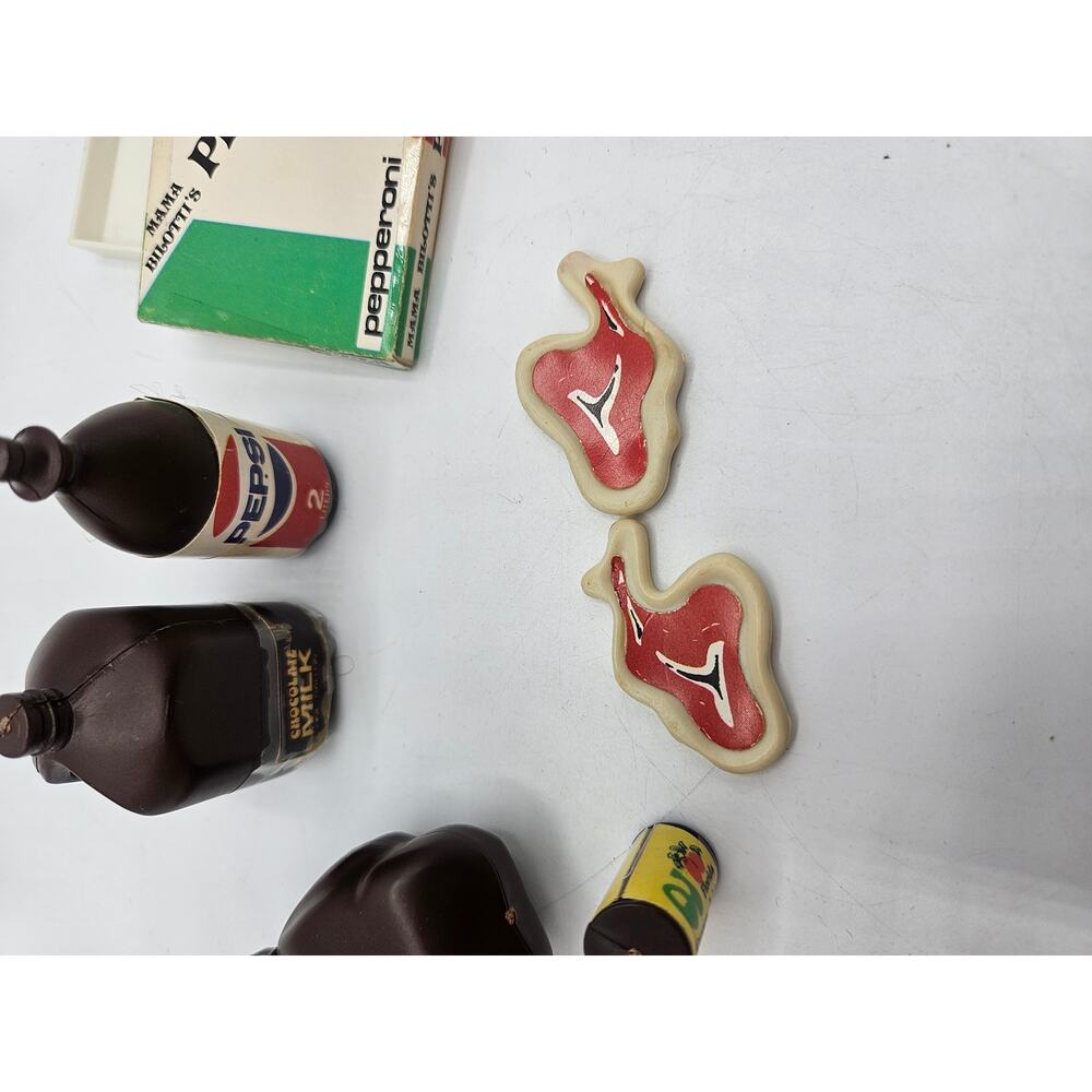 Vintage Lot Marx Sindy Accessories Food Drink Pizza Forzen Food Meat Cans - Picture 8 of 12